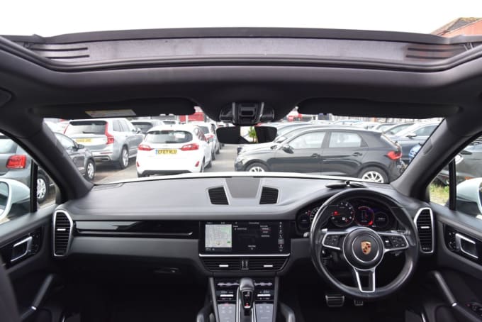 2025 Porsche Cayenne