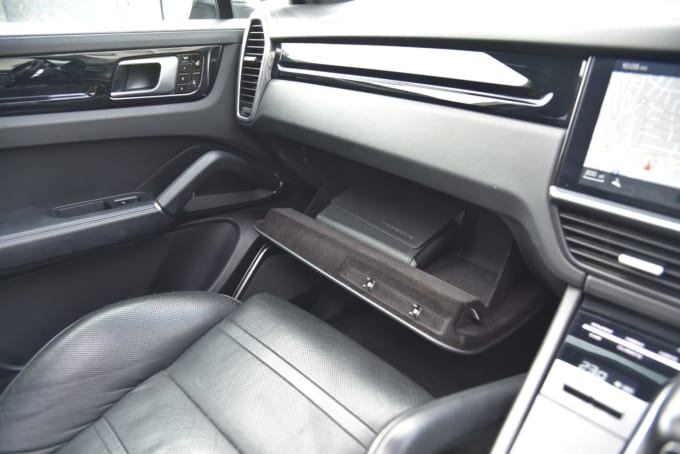 2025 Porsche Cayenne