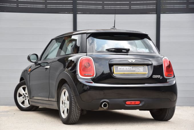 2025 Mini Hatch