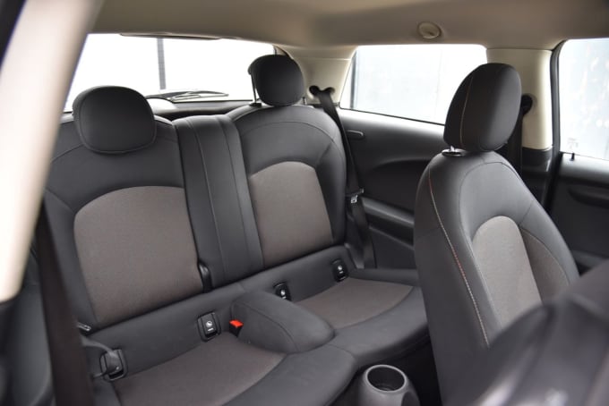 2025 Mini Hatch