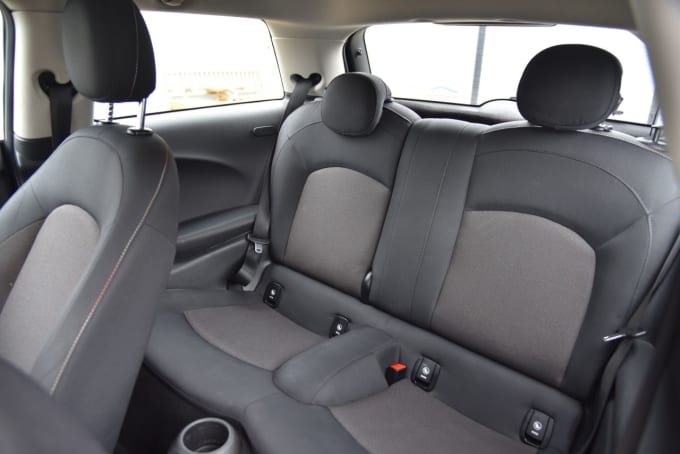 2025 Mini Hatch