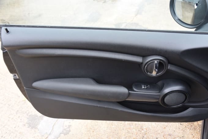 2025 Mini Hatch