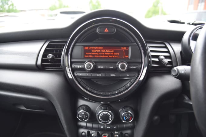 2025 Mini Hatch