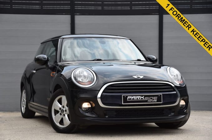 2025 Mini Hatch