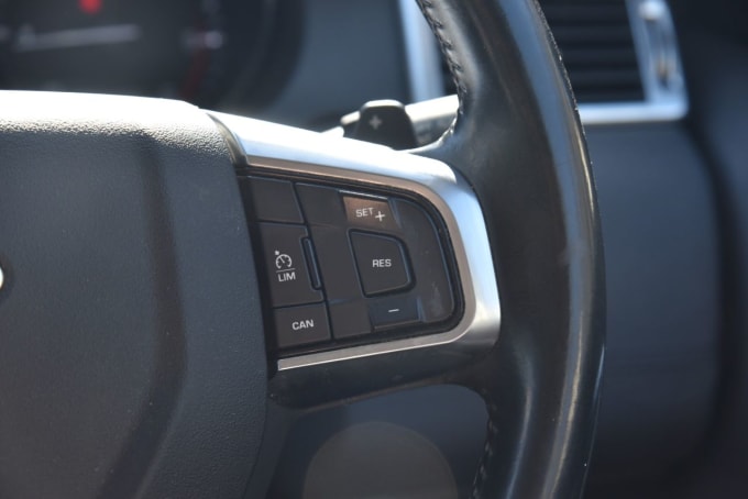 2025 Land Rover Discovery Sport