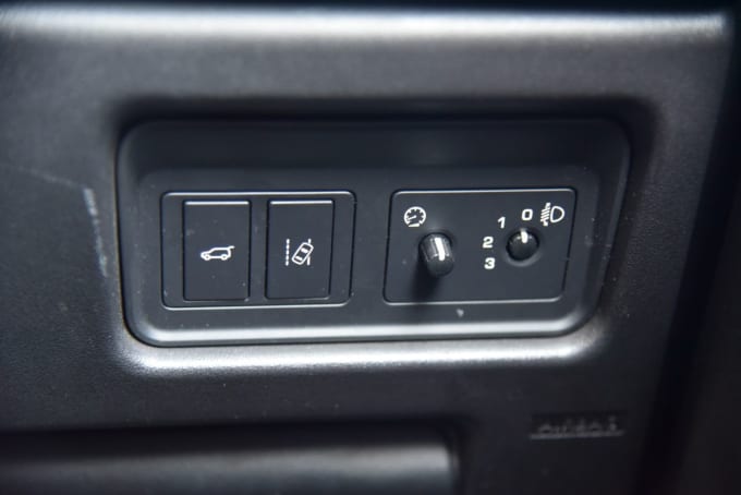 2025 Land Rover Discovery Sport