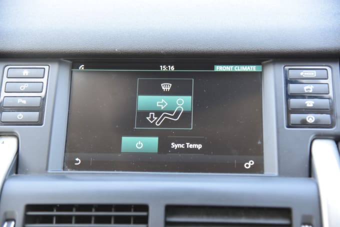 2025 Land Rover Discovery Sport