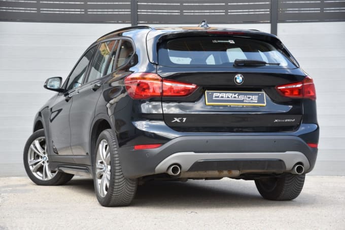 2025 BMW X1
