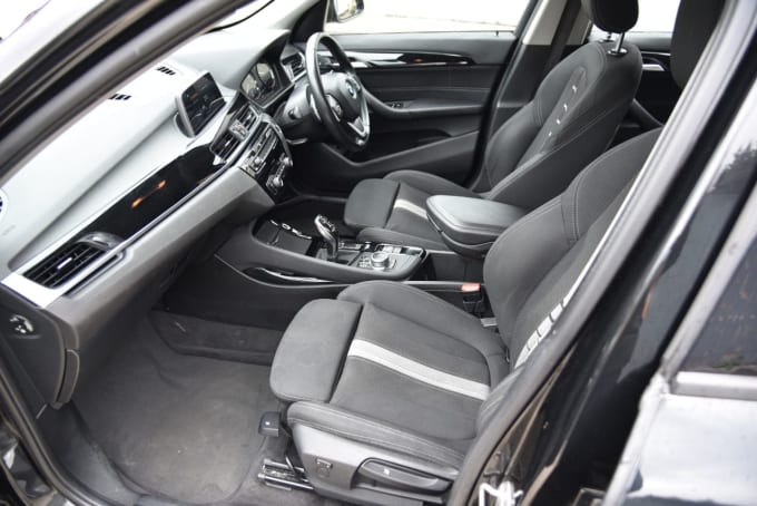 2025 BMW X1