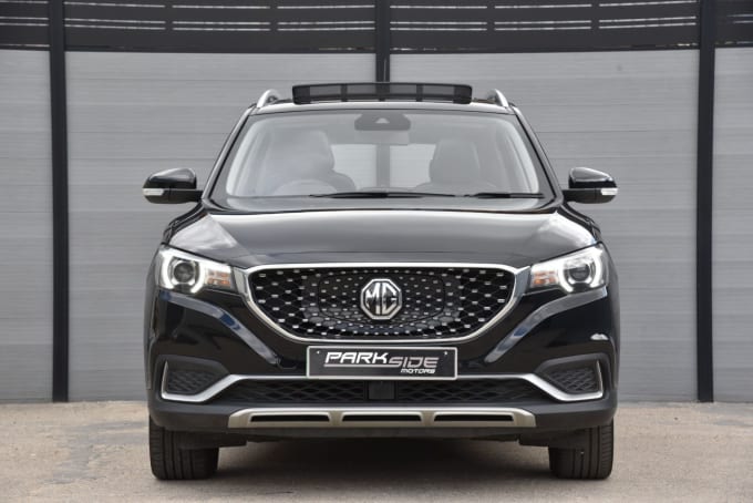 2025 Mg Mg Zs