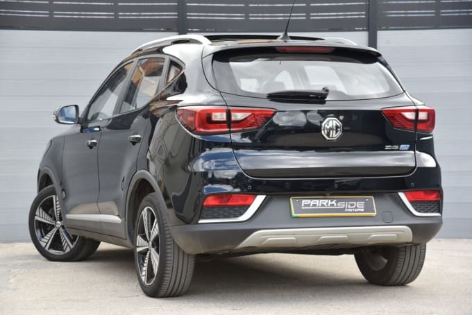 2025 Mg Mg Zs
