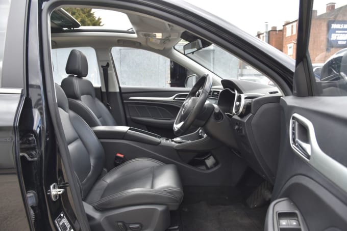 2025 Mg Mg Zs