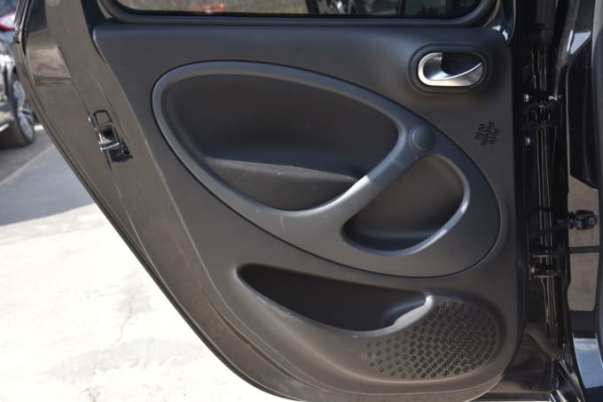 2025 Smart Forfour