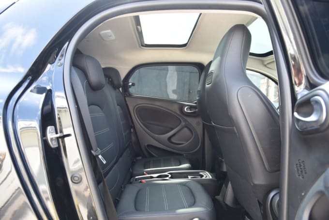 2025 Smart Forfour