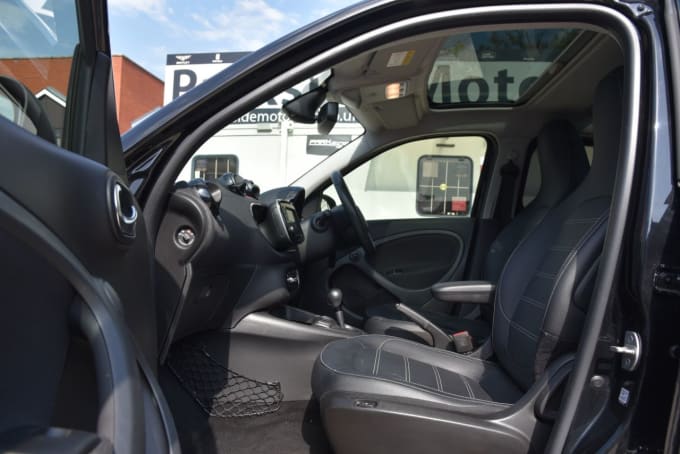 2025 Smart Forfour