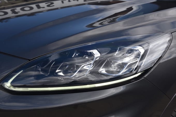 2025 Ford Kuga