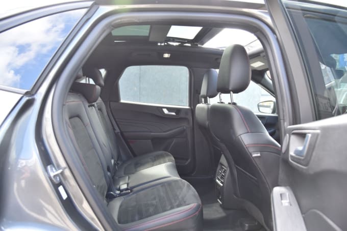 2025 Ford Kuga