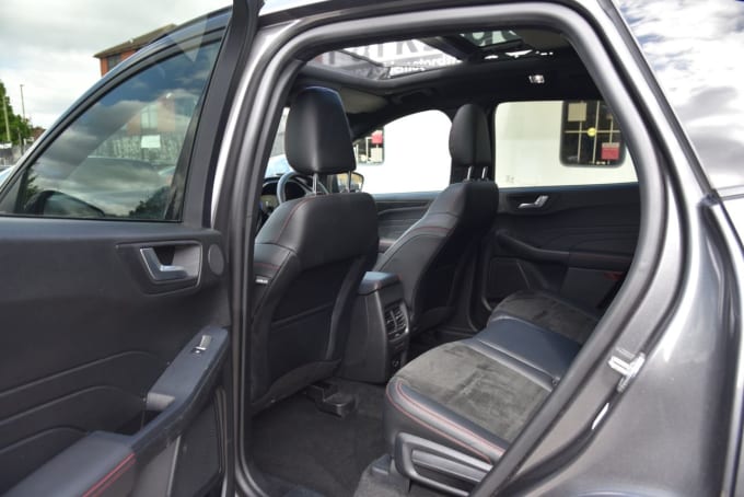 2025 Ford Kuga