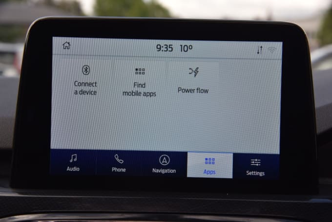 2025 Ford Kuga