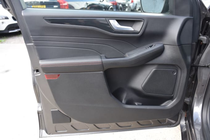 2025 Ford Kuga