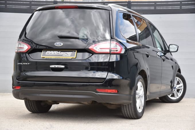 2025 Ford Galaxy