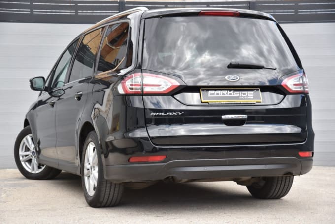 2025 Ford Galaxy