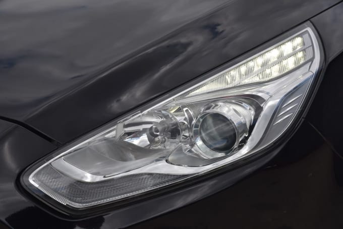2025 Ford Galaxy