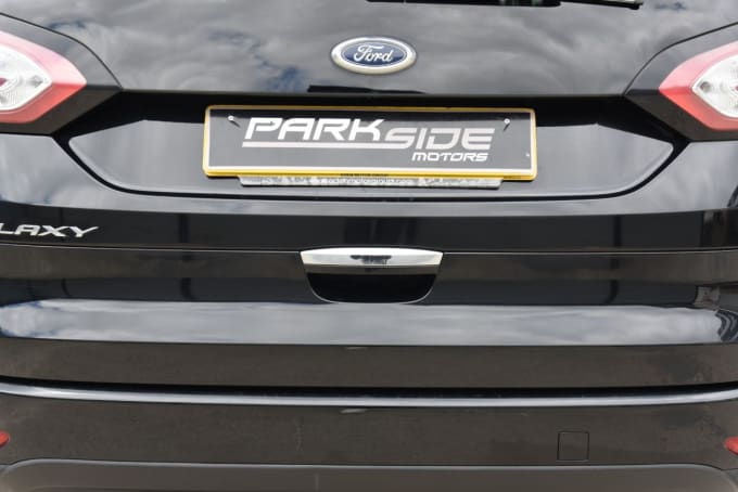 2025 Ford Galaxy