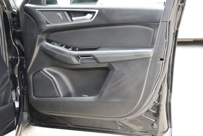 2025 Ford Galaxy