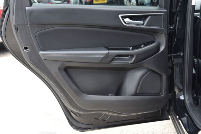 2025 Ford Galaxy