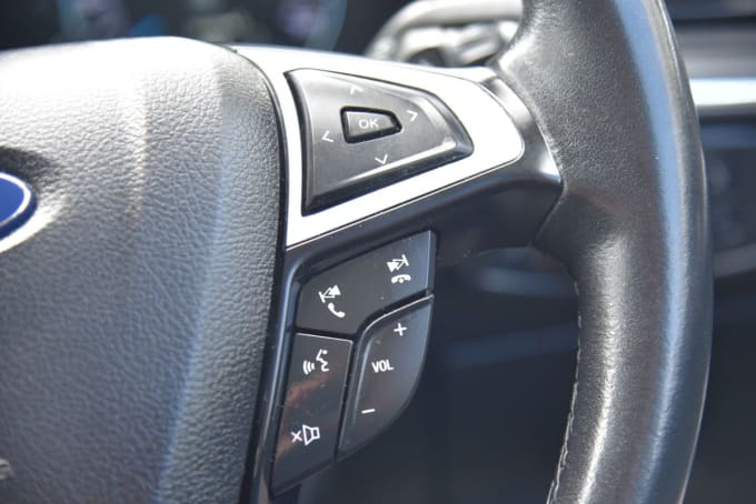2025 Ford Galaxy