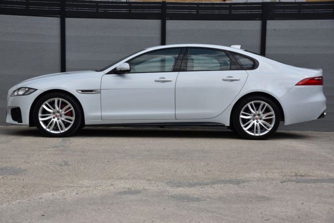 2025 Jaguar Xf