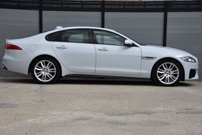 2025 Jaguar Xf