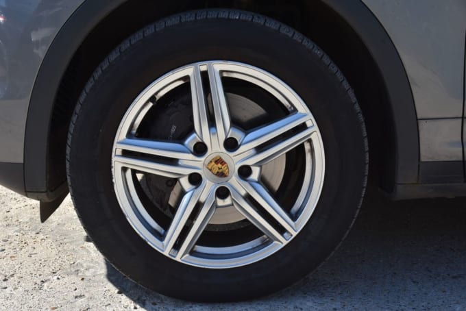2025 Porsche Cayenne