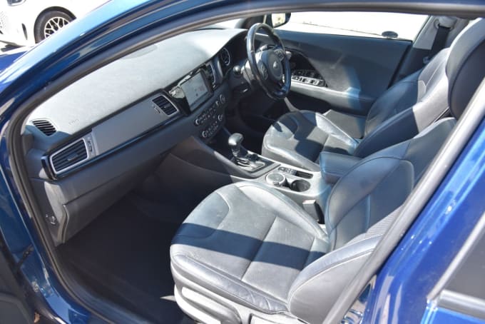 2025 Kia Niro