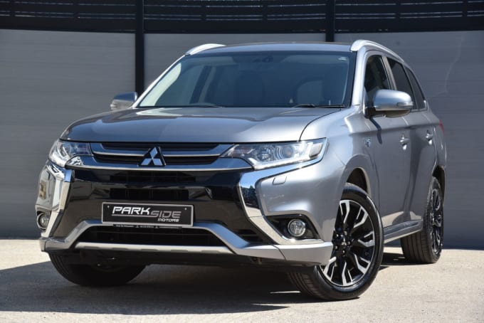 2025 Mitsubishi Outlander