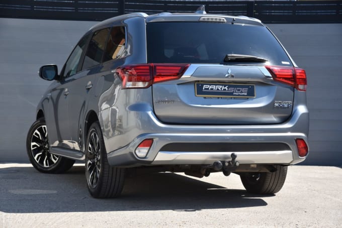 2025 Mitsubishi Outlander