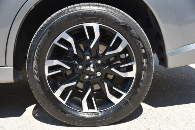 2025 Mitsubishi Outlander