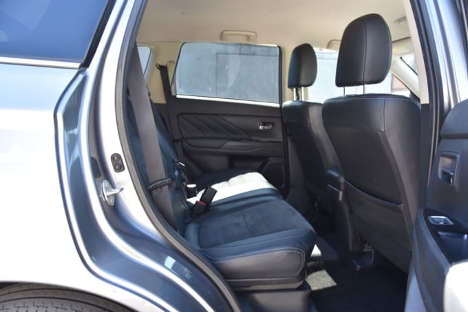 2025 Mitsubishi Outlander