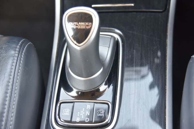 2025 Mitsubishi Outlander