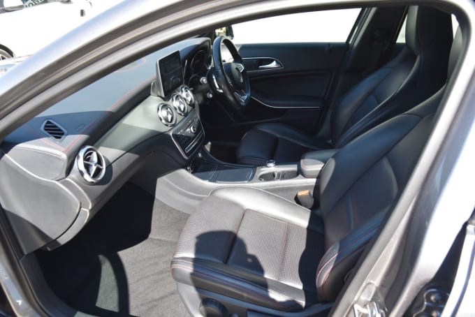 2025 Mercedes-benz Gla