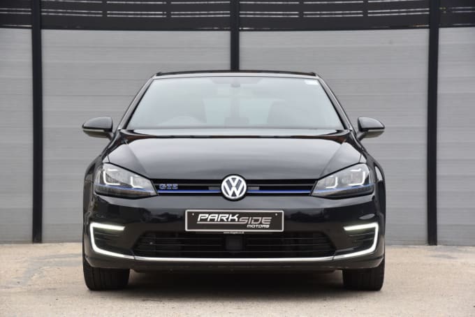 2025 Volkswagen Golf