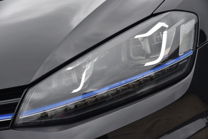 2025 Volkswagen Golf