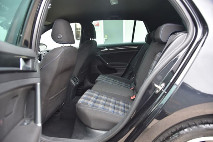 2025 Volkswagen Golf