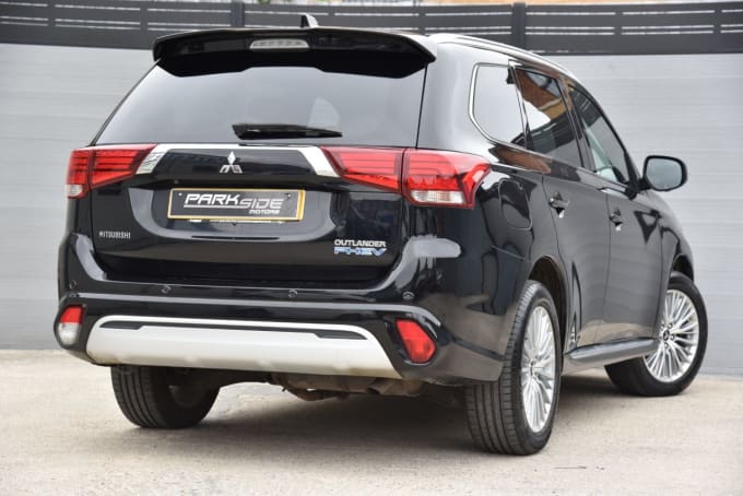 2025 Mitsubishi Outlander