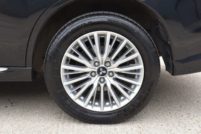 2025 Mitsubishi Outlander