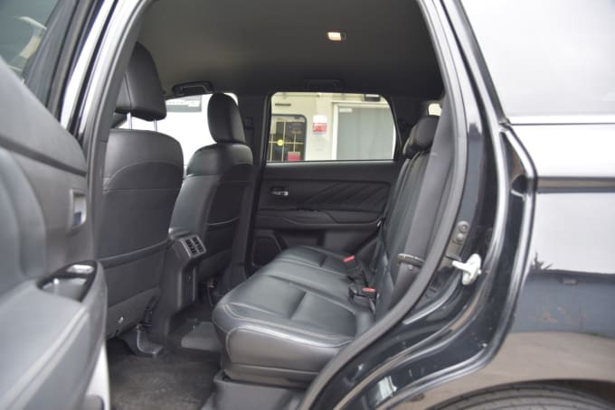 2025 Mitsubishi Outlander
