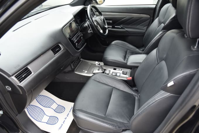 2025 Mitsubishi Outlander