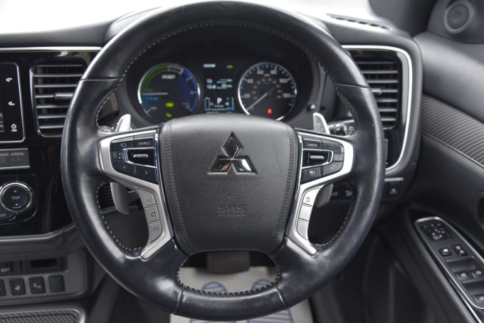 2025 Mitsubishi Outlander