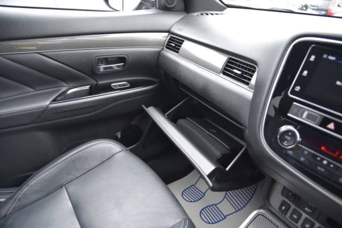 2025 Mitsubishi Outlander